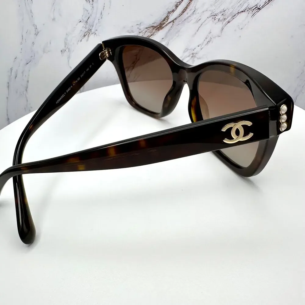 NEW CHANEL Sunglasses Polarized - Picture 15 of 16